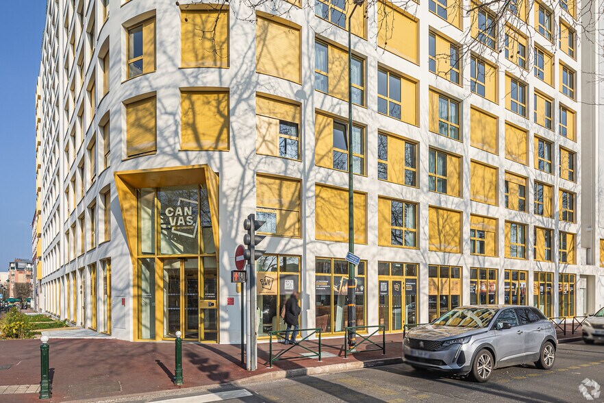 60 Avenue Du Général De Gaulle, Puteaux to rent - Building Photo - Image 3 of 4