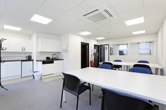 87 Blackfriars Rd, London to rent Interior Photo- Image 2 of 5