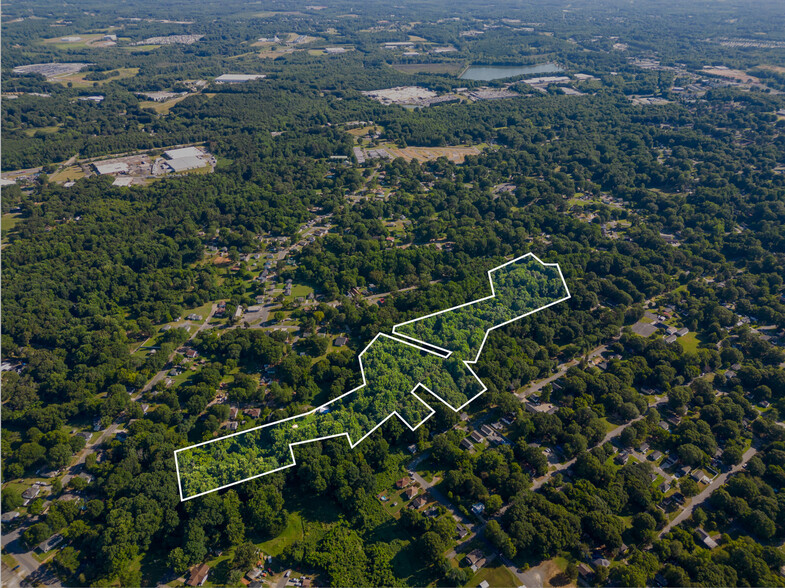 802 N Vine St, Gastonia, NC for sale - Primary Photo - Image 1 of 1