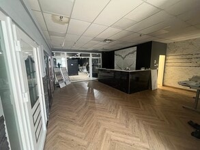 11703-11725 170 St NW, Edmonton, AB to rent Building Photo- Image 2 of 3