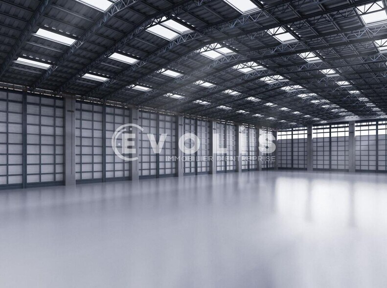 Light Industrial in Chelles to rent - Interior Photo - Image 3 of 4