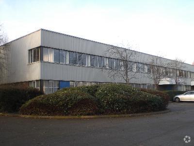Broad Ground Rd, Redditch to rent - Building Photo - Image 2 of 5