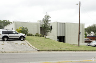 More details for 410-412 W Rhapsody Dr, San Antonio, TX - Office, Light Industrial for Rent