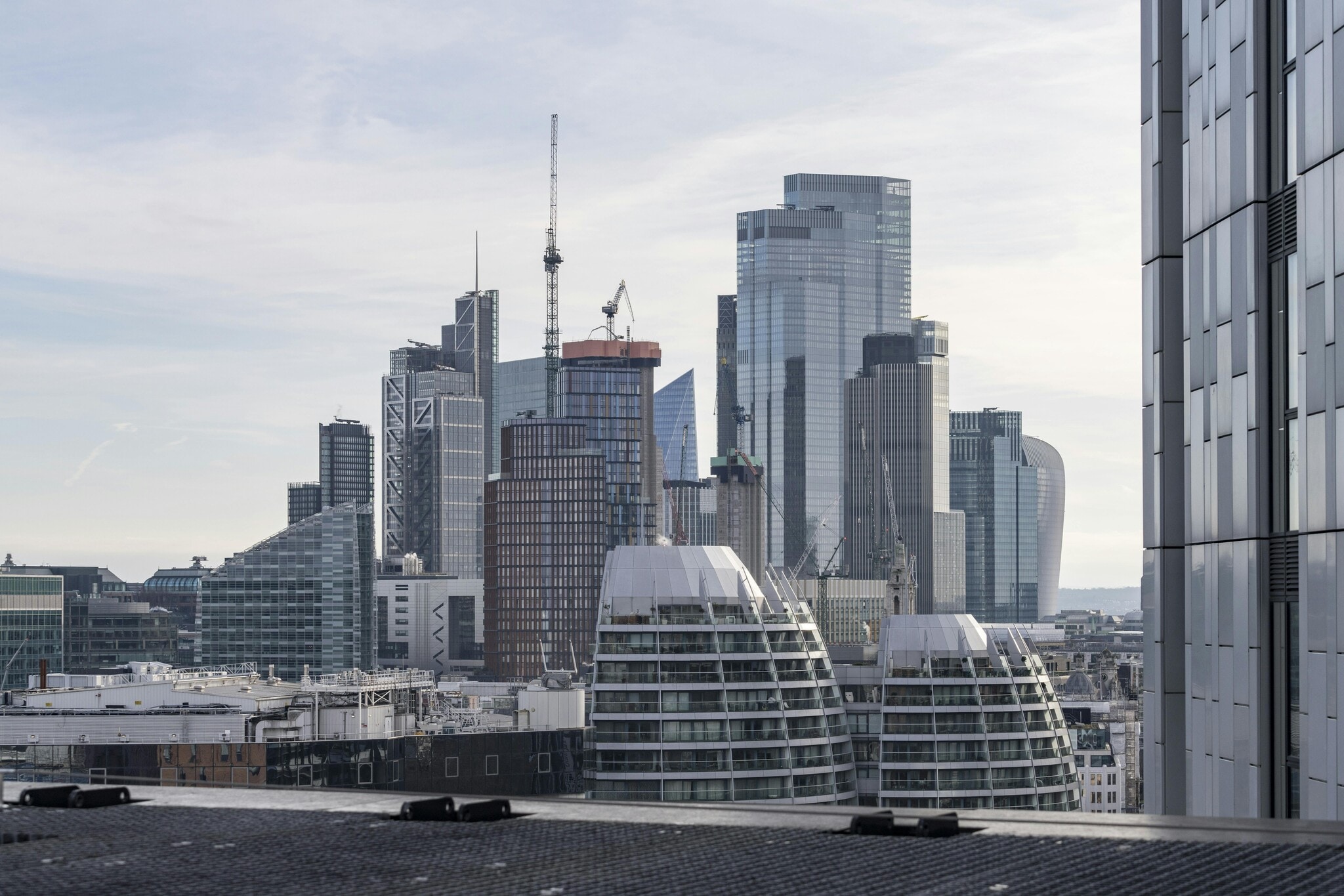 145 City Rd, London to rent Building Photo- Image 1 of 11