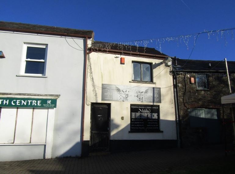 4 Jacksons Ln, Carmarthen for sale Primary Photo- Image 1 of 1