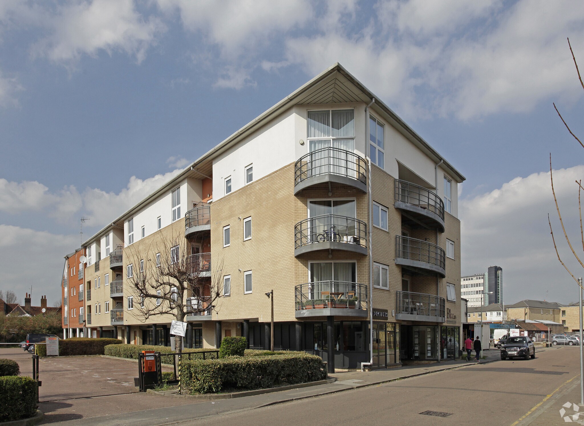 32-70 Wharf Rd, Chelmsford for sale Primary Photo- Image 1 of 1