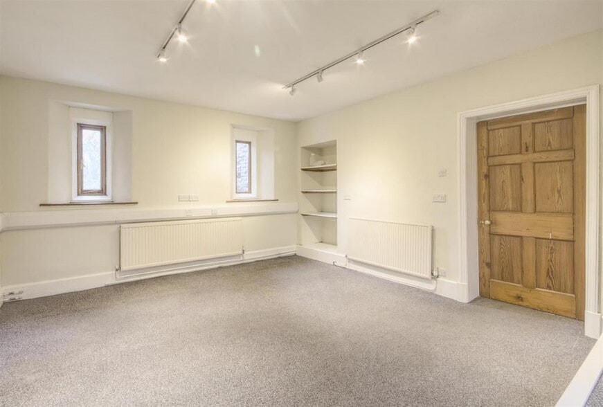 Waterhouses, Malham Tarn, Nr Skipton, Bd24 9pt, Settle to rent - Building Photo - Image 2 of 9