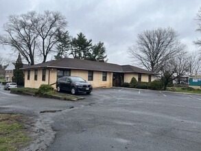 901 Old Marlton Pike W, Marlton, NJ for sale Primary Photo- Image 1 of 1