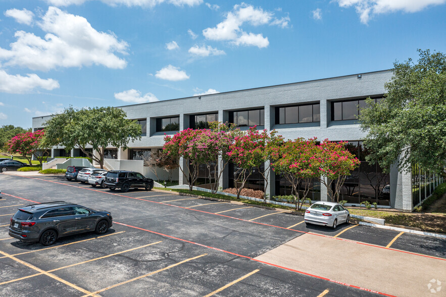 1333 Corporate Dr, Irving, TX for rent - Building Photo - Image 1 of 15