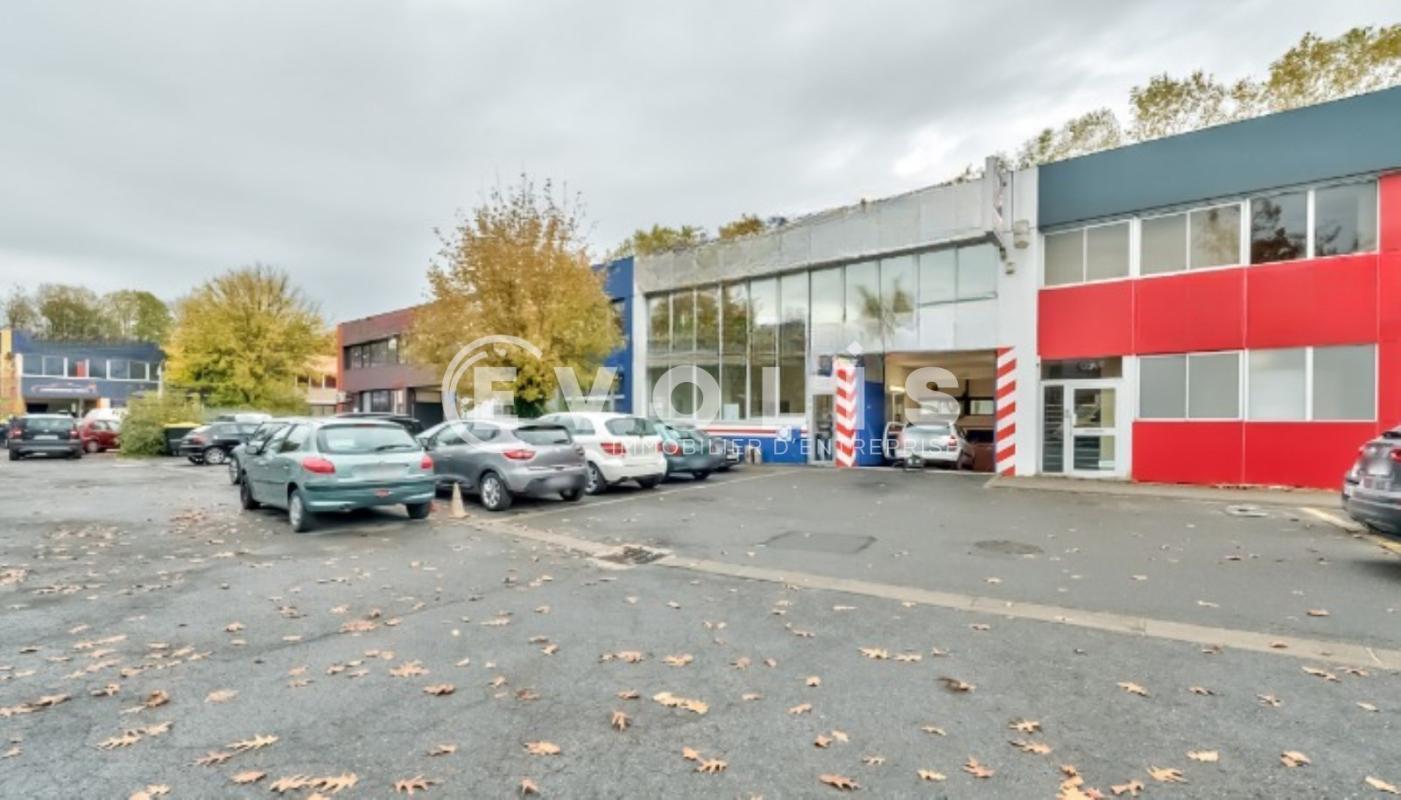 Light Industrial in Torcy to rent Building Photo- Image 1 of 5