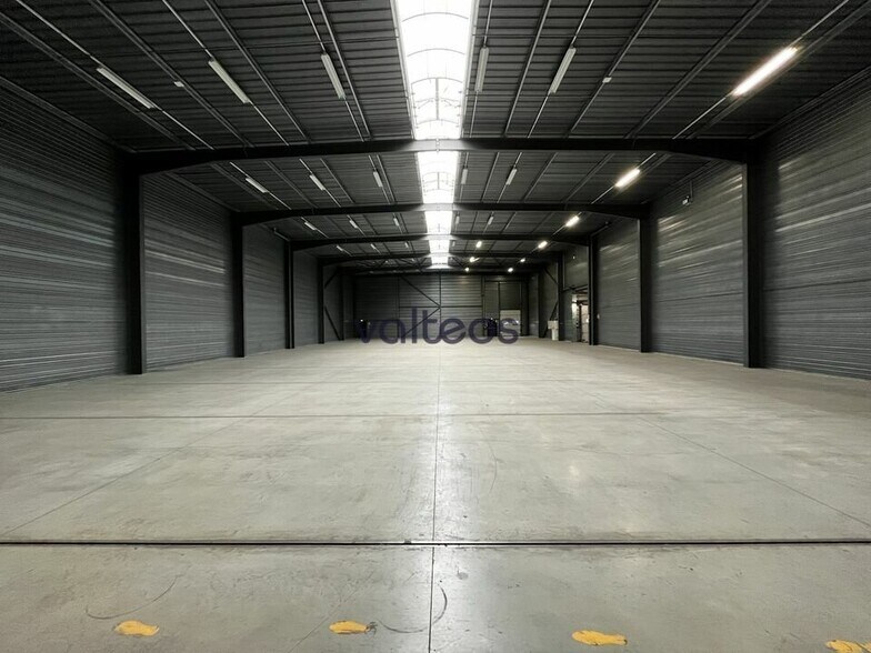 11 Avenue Mercure, Quint-Fonsegrives to rent - Interior Photo - Image 3 of 7