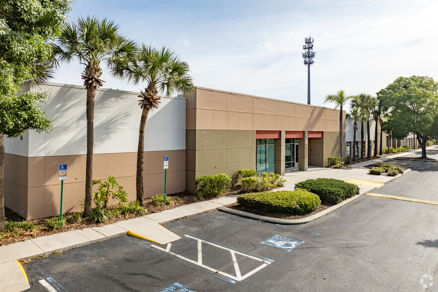 10441 University Center Dr, Tampa, FL for rent - Building Photo - Image 1 of 6