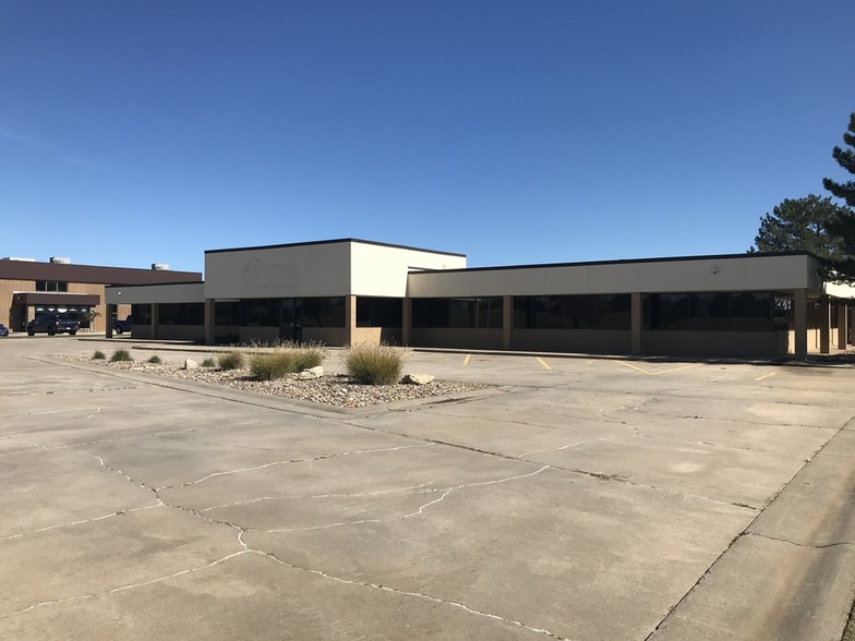 1995 S Midfield Rd, Wichita, KS for sale - Building Photo - Image 1 of 1