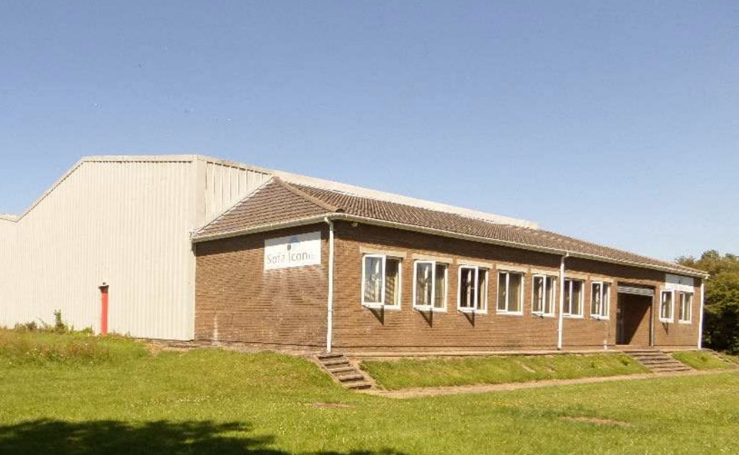 Western Ave, Bridgend for sale Primary Photo- Image 1 of 4