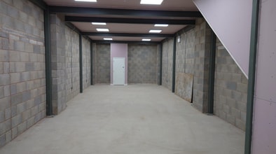 27 Withyfold Dr, Macclesfield to rent Interior Photo- Image 1 of 1