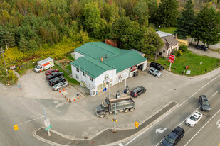 Corner Gas and Variety - Commercial Property