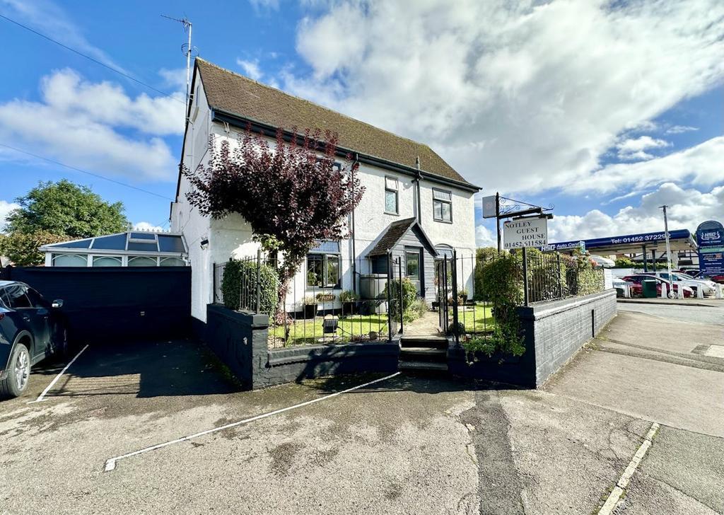 93 Hucclecote Rd, Gloucester for sale Building Photo- Image 1 of 25