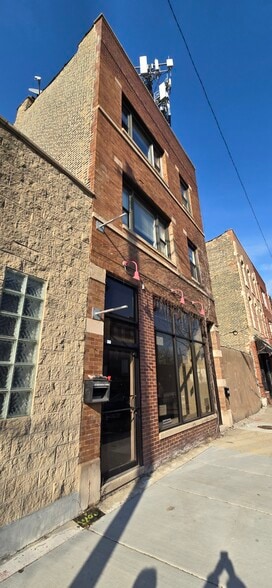 1216 W Grand Ave, Chicago, IL for sale - Building Photo - Image 3 of 28