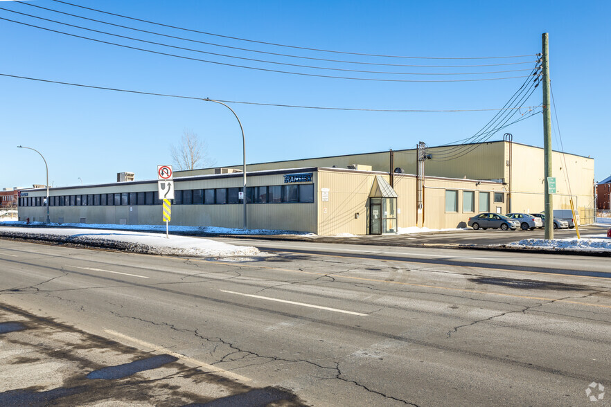 6200-6250 Boul Henri-Bourassa E, Montréal, QC for rent - Building Photo - Image 2 of 18