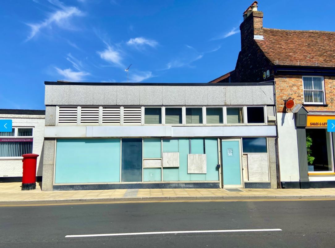 22 West St, Dunstable for sale Primary Photo- Image 1 of 1