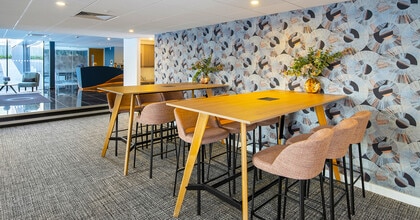 282 Farnborough Rd, Farnborough to rent Interior Photo- Image 2 of 5