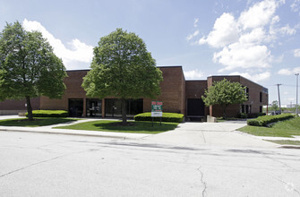 2330-2350 Brickvale Dr, Elk Grove Village, IL for sale Primary Photo- Image 1 of 1