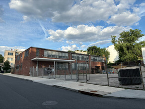 251 Fountain St, Philadelphia, PA for rent Building Photo- Image 1 of 9