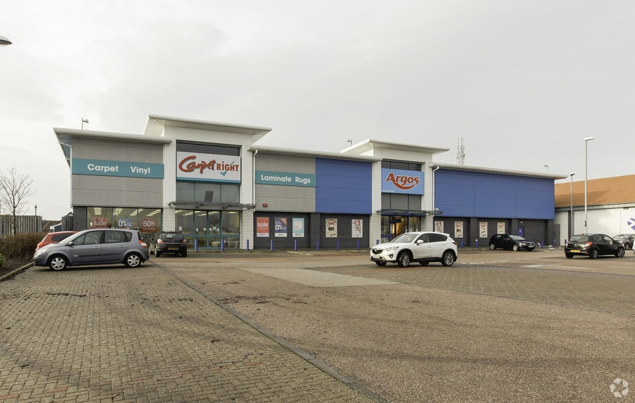South Harbour Rd, Fraserburgh to rent - Primary Photo - Image 1 of 5