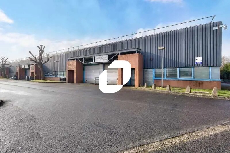 Light Industrial in Villepinte to rent Building Photo- Image 1 of 25