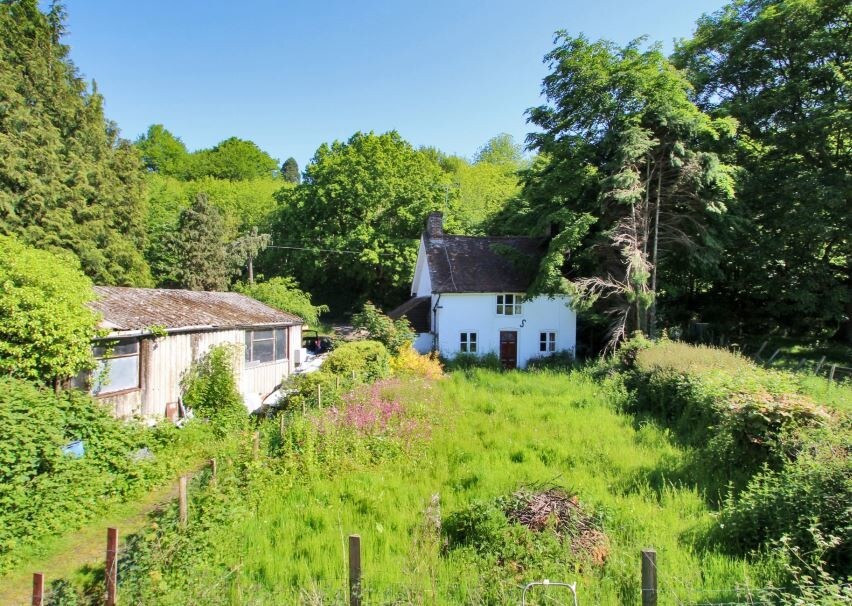 Gover Hl, Tonbridge for sale Primary Photo- Image 1 of 1