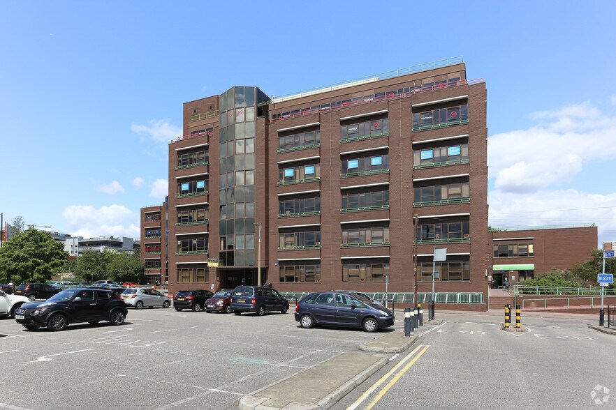 Tylers Ave, Southend On Sea SS1 2BB UK