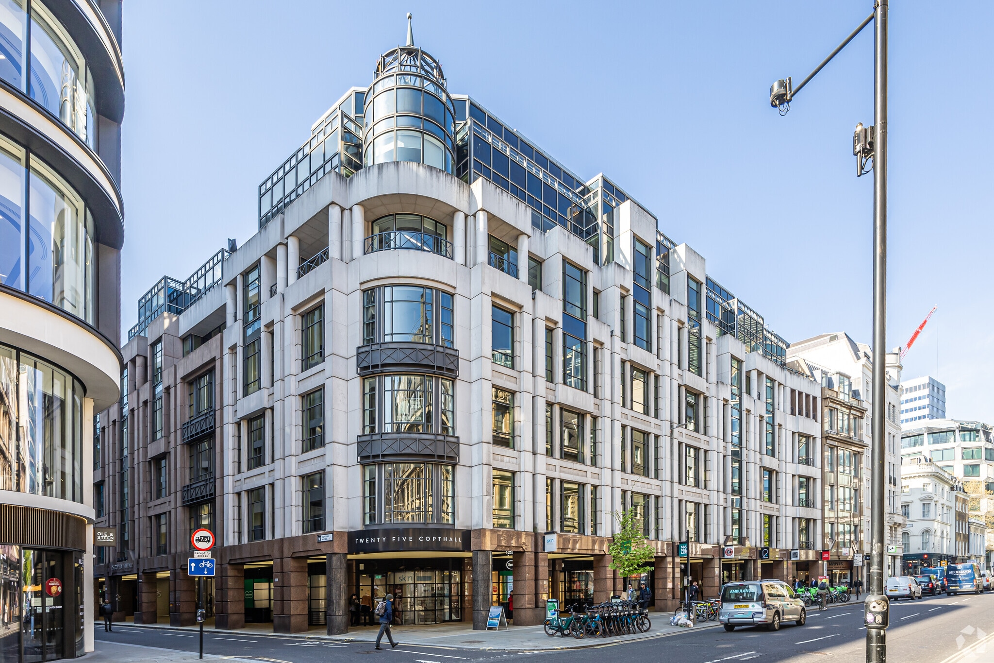 11-29 Copthall Av, London to rent Primary Photo- Image 1 of 21