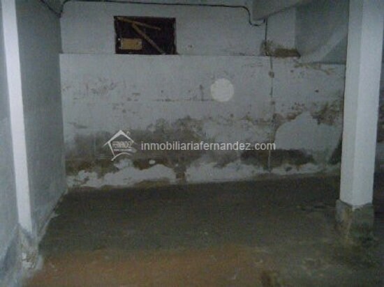 Retail in Cáceres, Cáceres for sale - Building Photo - Image 3 of 5