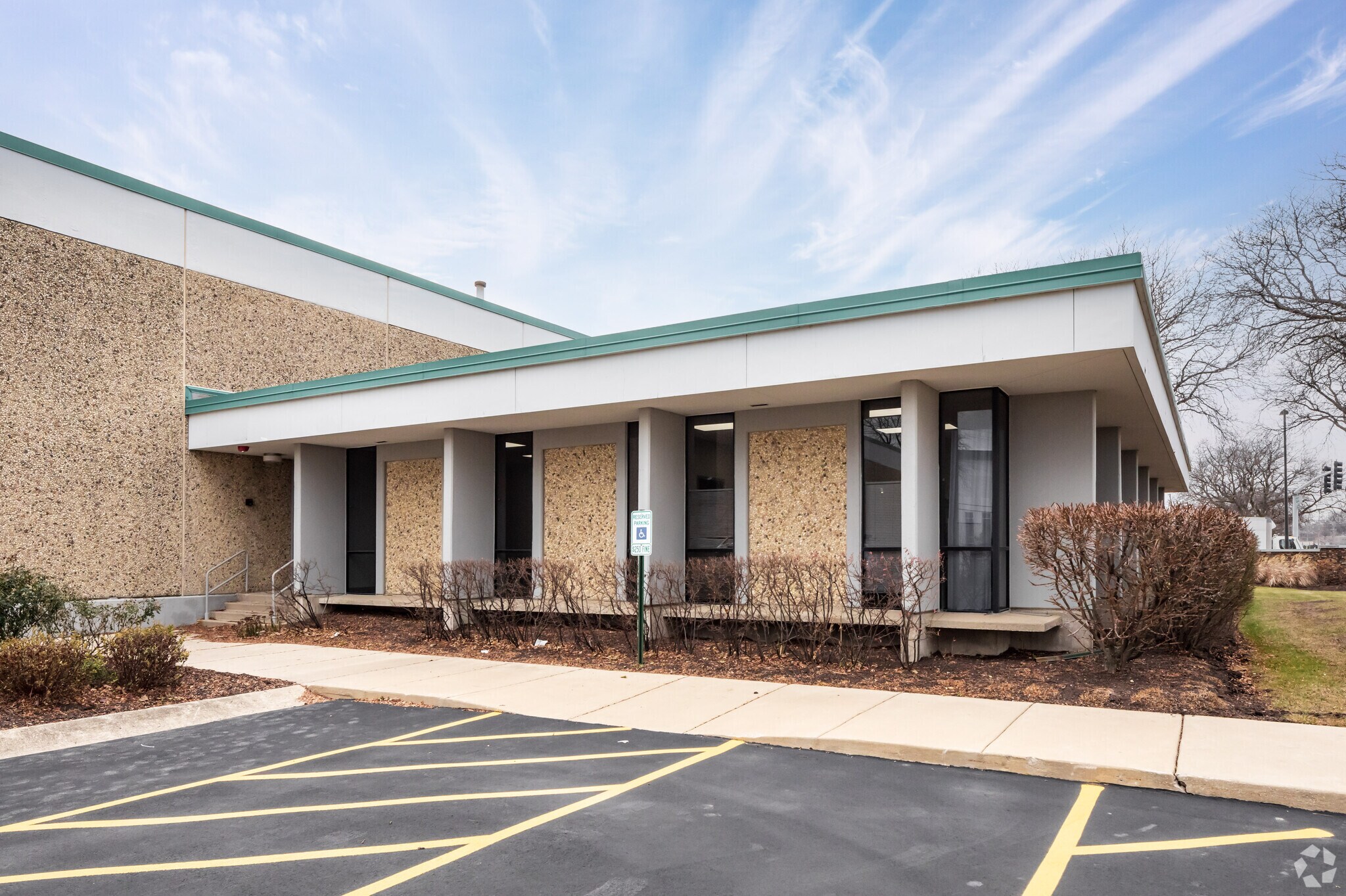 2301 Lively Blvd, Elk Grove Village, IL for sale Primary Photo- Image 1 of 1