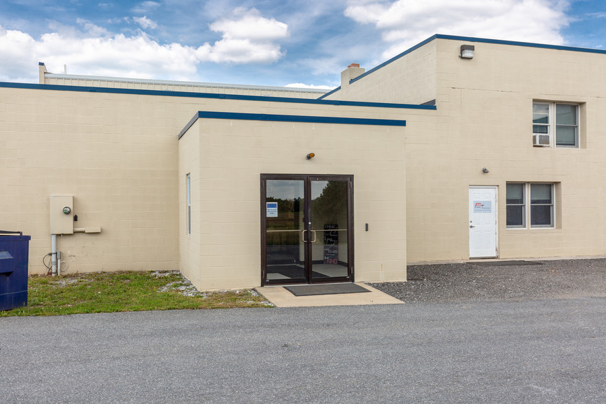 2325 Feeser Rd, Taneytown, MD for sale - Building Photo - Image 1 of 1