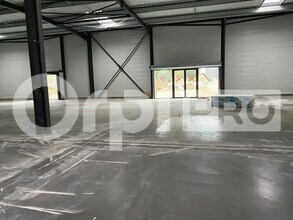 Retail in Anse for sale Interior Photo- Image 1 of 2