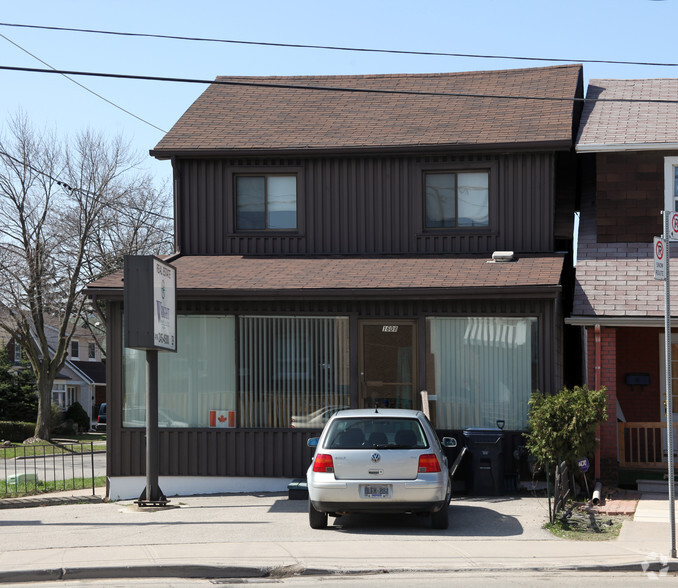 1608 Weston Rd, Toronto, ON for sale - Primary Photo - Image 1 of 2