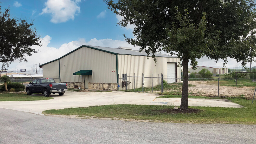 23 Nafta Cir, New Braunfels, TX for sale - Building Photo - Image 2 of 4