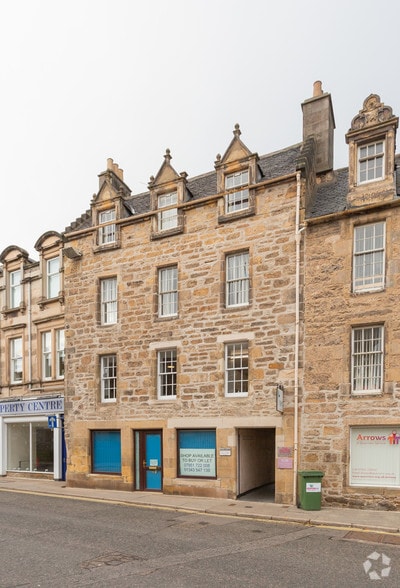 25 High St, Elgin to rent - Primary Photo - Image 1 of 4