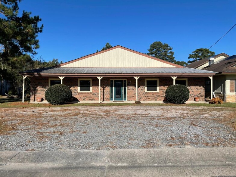 700-706 River Rd, Washington, NC for sale - Building Photo - Image 1 of 1