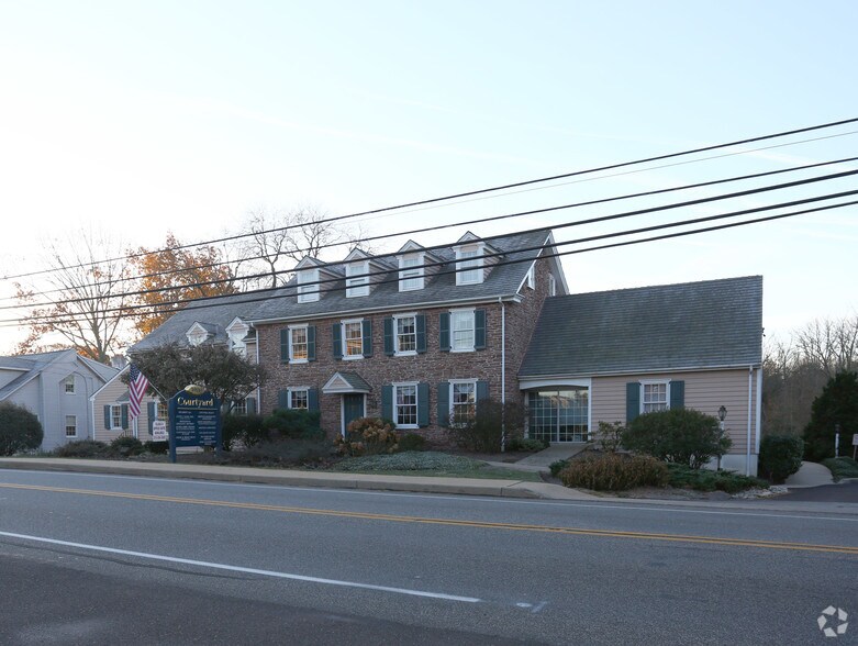 3900 Skippack Pike, Skippack, PA for rent - Primary Photo - Image 1 of 12