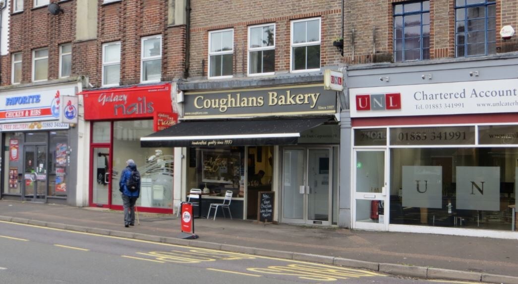 19 Croydon Rd, Caterham to rent Primary Photo- Image 1 of 2