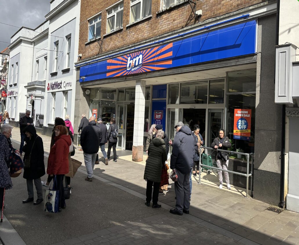 7-8 High St, Abergavenny for sale Building Photo- Image 1 of 1