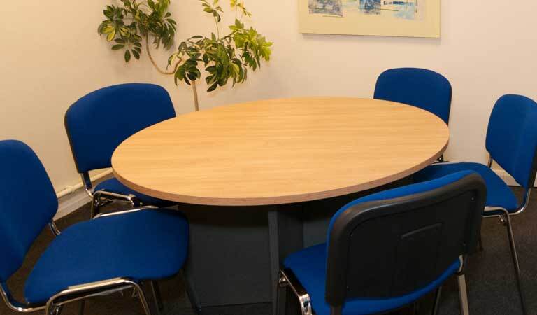 Maypole Flds, Halesowen to rent Interior Photo- Image 1 of 3