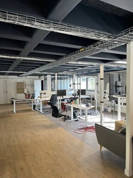 42 Rue Barbès, Montrouge to rent - Building Photo - Image 3 of 11