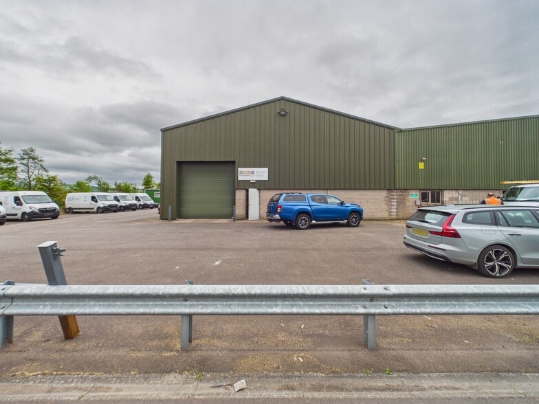 Catherinefield Rd, Dumfries to rent - Building Photo - Image 2 of 8