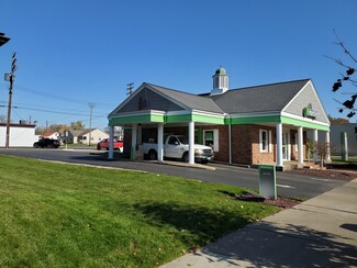 More details for 327 E 3rd St, Uhrichsville, OH - Retail for Sale