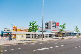 More details for Calle Monasterio de Arlanza, 20, Madrid - Retail to Rent