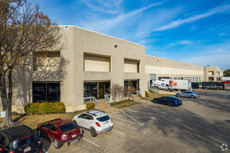 2755-2975 N Miller Park Dr, Garland, TX for rent - Building Photo - Image 2 of 14