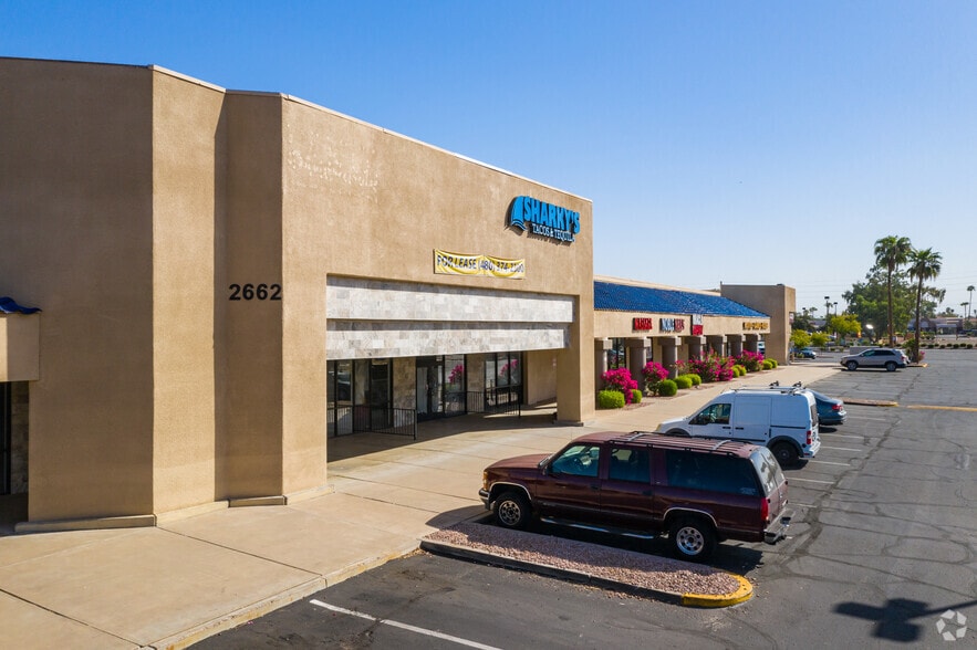 2650-2702 E University Dr, Mesa, AZ to rent - Building Photo - Image 2 of 18